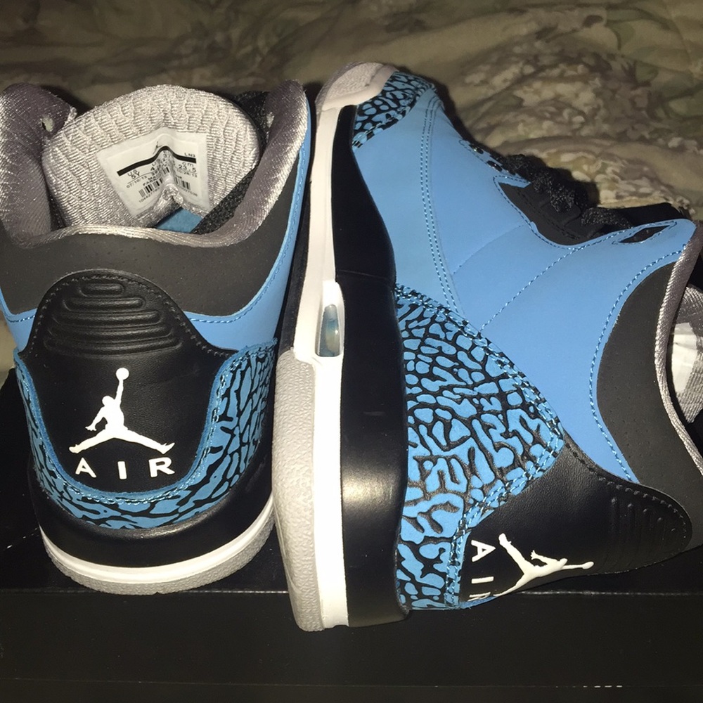 Powder Blue 3’s💙 - Picture 4 of 6